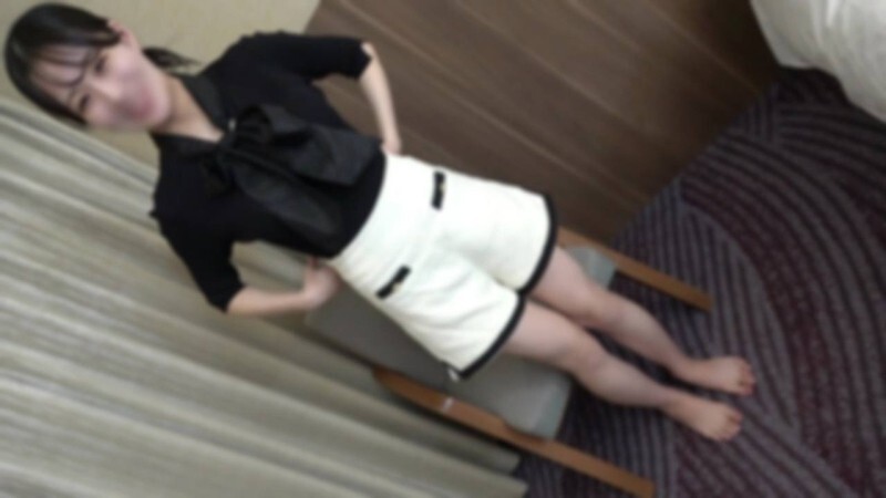 FC2-PPV-4673073 [SSS class] A popular announcer shows off her gorgeous naked body in public for the first time. Even though she hides her face in embarrassment, her pussy is tight. She is hoping for a deep vaginal ejaculation.